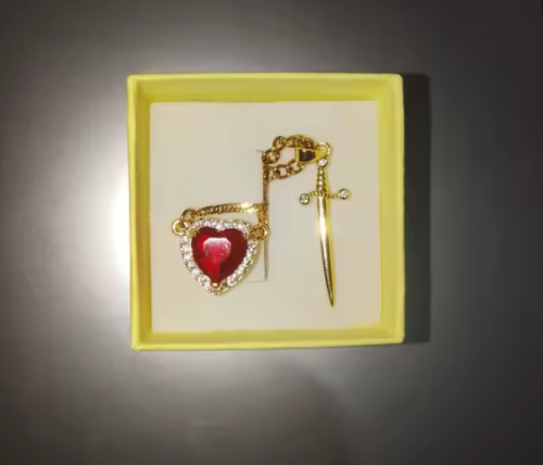 Crimson Vow Necklace photo review